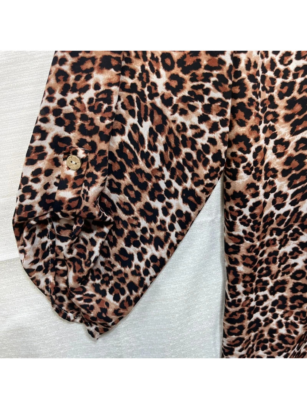 Cure Women's Leopard Print Blouse Brown Black 3/4 Sleeve V Neck 3XL - Picture 4 of 9